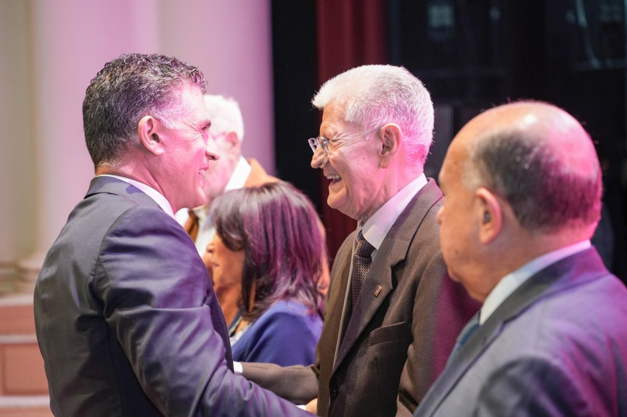 Libro sobre Sánchez Anaya representa una historia de aprendizaje, de ejemplo y de valores que se transmiten entre generaciones: Alfonso Sánchez García